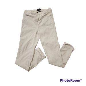 Body by Us skinny white cuffed jeans